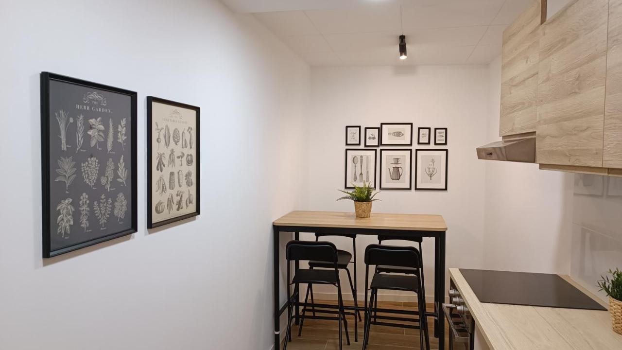 Boutique Apartment Ave Centro Lleida Exterior photo